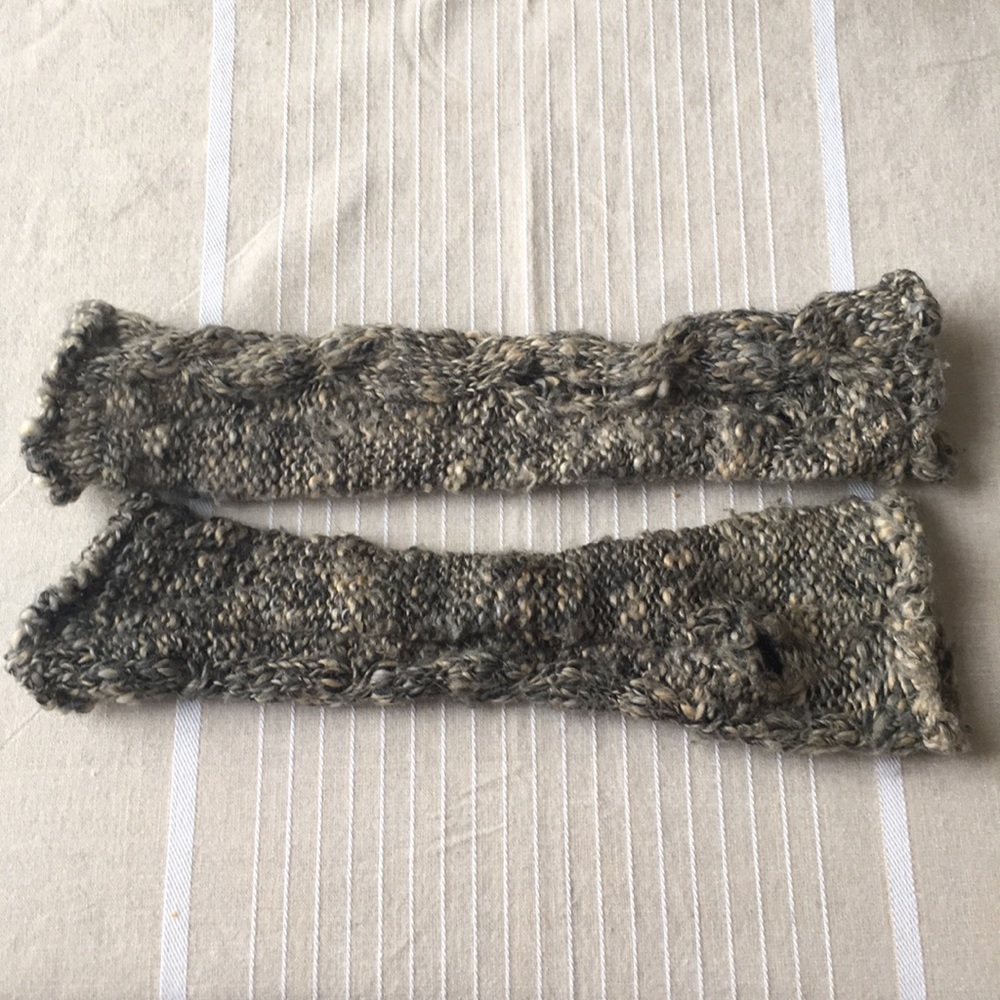 Roots arm sleeves